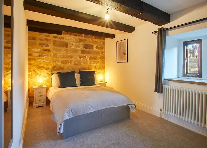 Host & - The Coach House Semesterbostad