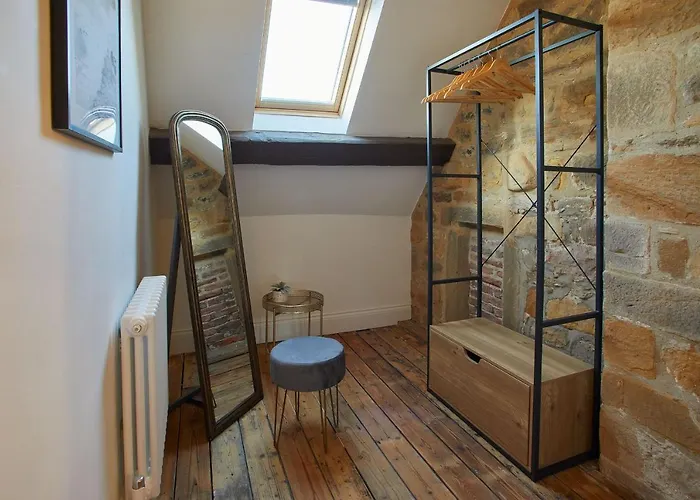 Host & - The Coach House