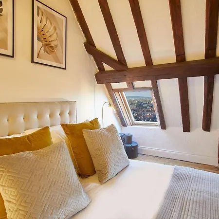 Host & - The Coach House Tatil Evi *